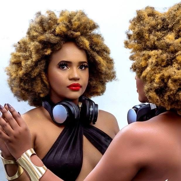 Watch DJ Pierra redefine live performances tonight at 7 PM on KICC helipad. Reserve your spot for 200 bob at pierramakena.com.
#Pierramakena15 
Pierra Makena