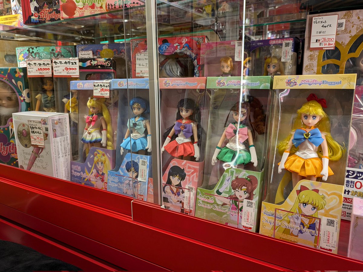 まんだらけPUCK1は明日12時開店です

ソフビ大量補充、SDXやスタイルドールのセーラームーンエターナルなどお出しします
なんやもがっつり補充しました
ご来店お待ちしております

#まんだらけ #まんだらけPUCK1 #ソフビ #ガンダム #セーラームーン