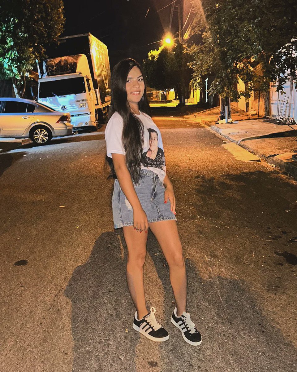 KaahCamposofc's tweet photo. "Temporada 25"🤍✨️🥂 https://t.co/biHVldEpOB