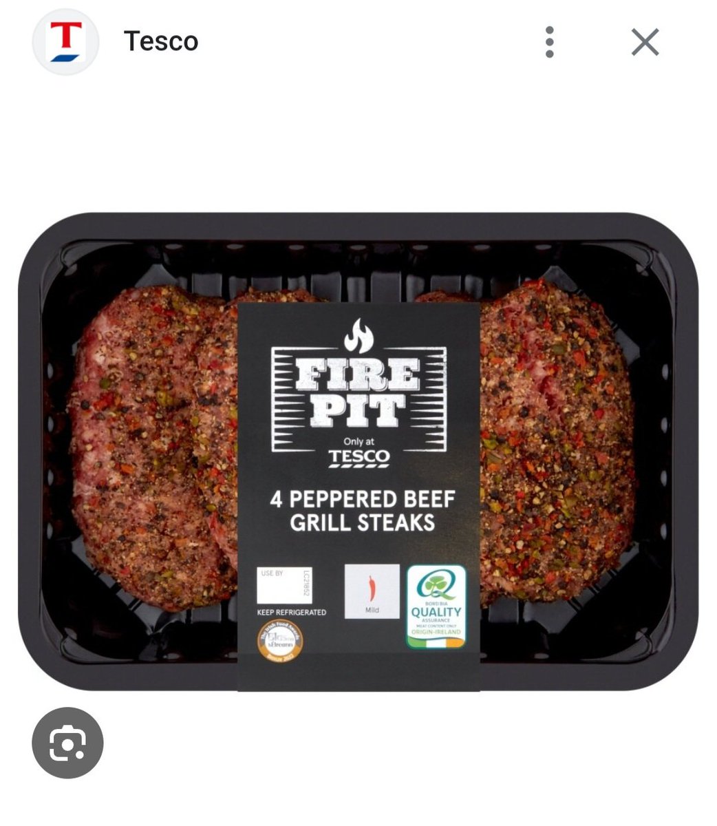 EmmaAlexandra92's tweet photo. Years ago #Tesco did the peppered steak things and they were banging, especially for a quick tea. Looks similar to this, so if they can make a comeback in 2025. I'd be grateful 🙏 https://t.co/QFwJJkHDQx