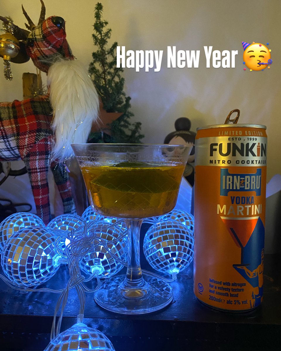 It Had To Be Done 🎊 #irnbrumartini 👯🥂