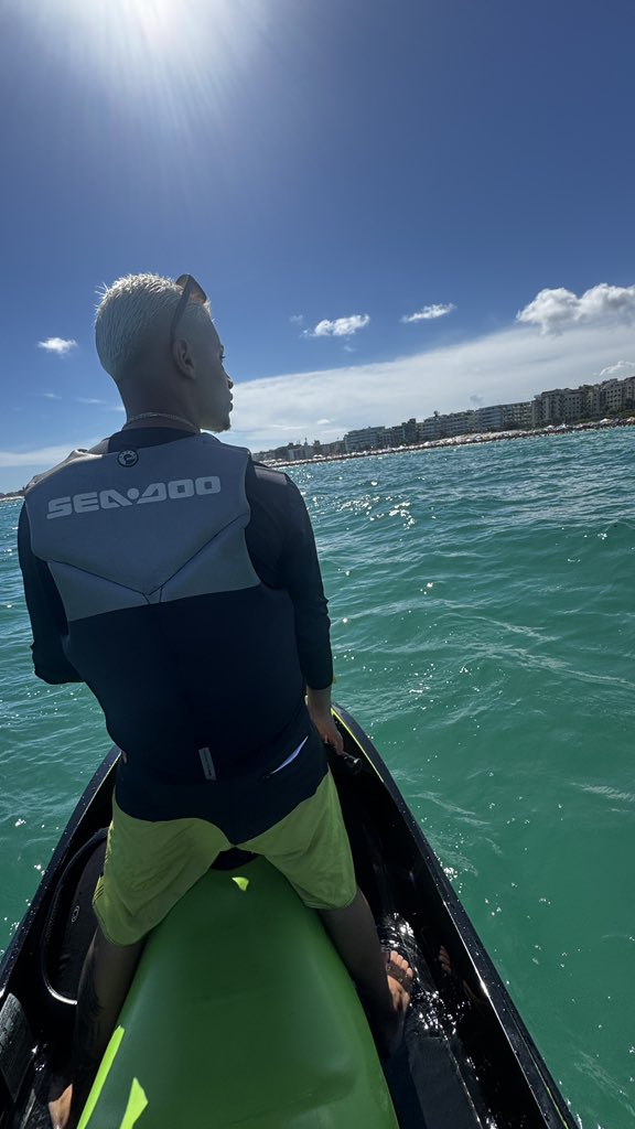 ramonnlemos's tweet photo. 🏖️ https://t.co/3FyKrmfCMJ