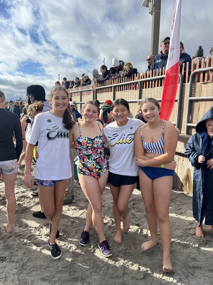 A great way to start off the New Year! Supporting a great cause <a href="/SpecialOlympics/">Special Olympics</a> at the Penguin Plunge. 

 #elite #2025newyear