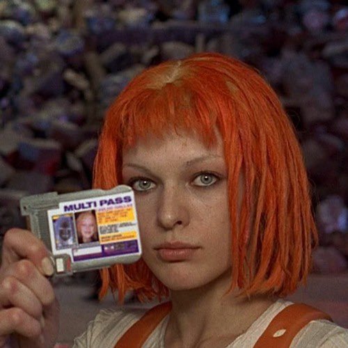 During The Fifth Element (1997), Leeloo’s alien language was invented by director Luc Besson. Milla Jovovich expanded it to 400+ words, and they even had full conversations in it on set!