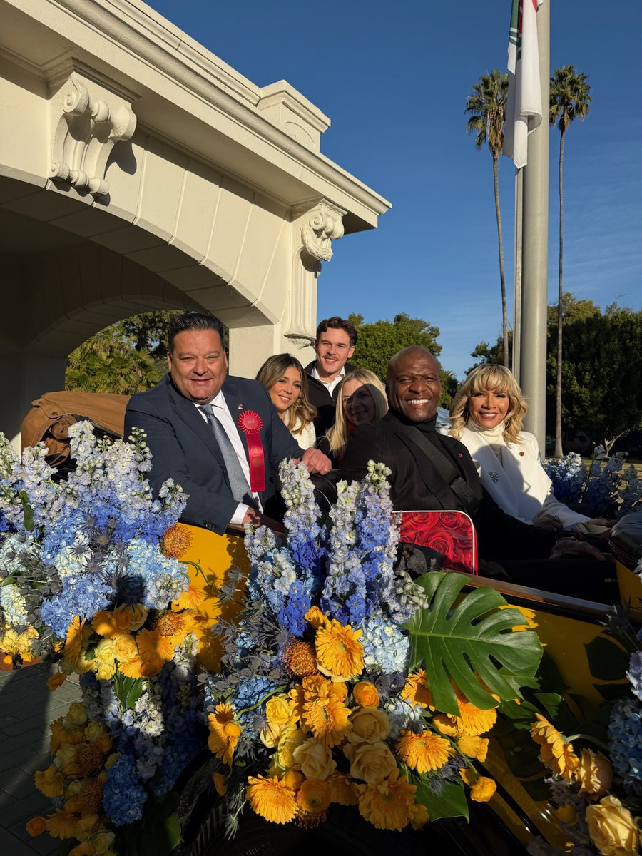 Terry Crews (@terrycrews) on Twitter photo Beautiful morning making our way through downtown Pasadena during the Rose Parade!! Thank you to Mayor Gordo for having me and Rebecca King Crews. 🌹 Beautiful morning making our way through downtown Pasadena during the Rose Parade!! Thank you to Mayor Gordo for having me and Rebecca King Crews. 🌹