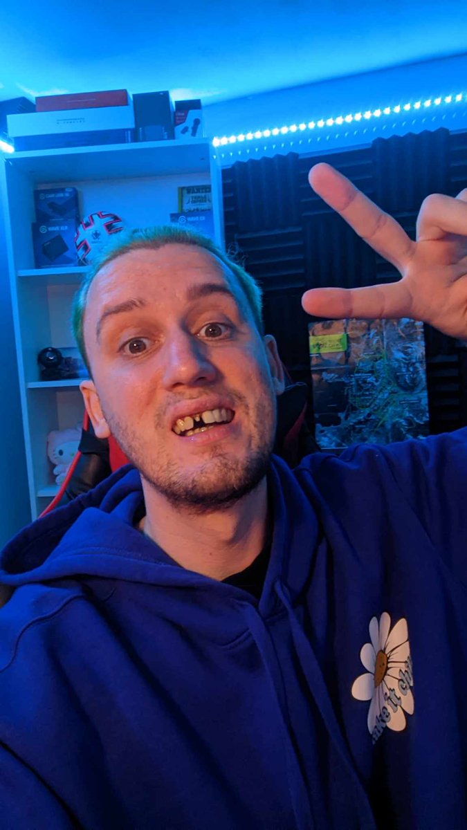 highfivelol's tweet photo. I started 2025 off with green/yellow hair, without a tooth, throwing up alcohol at 8 am in the morning and getting sick after

How about you? https://t.co/QD3gFKkyPt