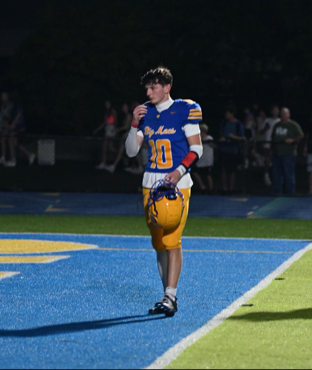 ethan_campoli's tweet photo. Ethan Campoli
Class of 2026
WR / Safety for @BigMacsFootball 
WPIAL 6A All-Conference Wide Receiver
3.83 GPA / SAT - NA
Height - 6’1”
Weight - 183lbs
Hand size - 9 1/4”
Wingspan - 73”
Hudl - https://t.co/AqVkFHQFSx
Head Coach - Mike Evans 
Recruitment - Wide Open https://t.co/2e4N6SM6IK