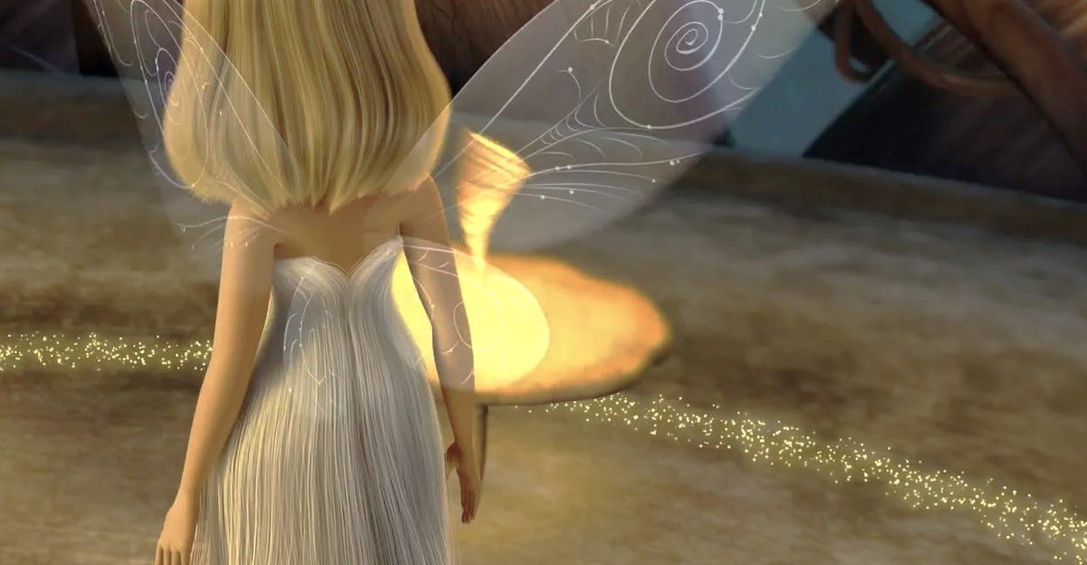 La plus grosse erreur de Disney a été d'arrêter de faire des films sur la Fée Clochette. Ils auraient dû faire un dernier film montrant comment elle a rencontrée Peter Pan.