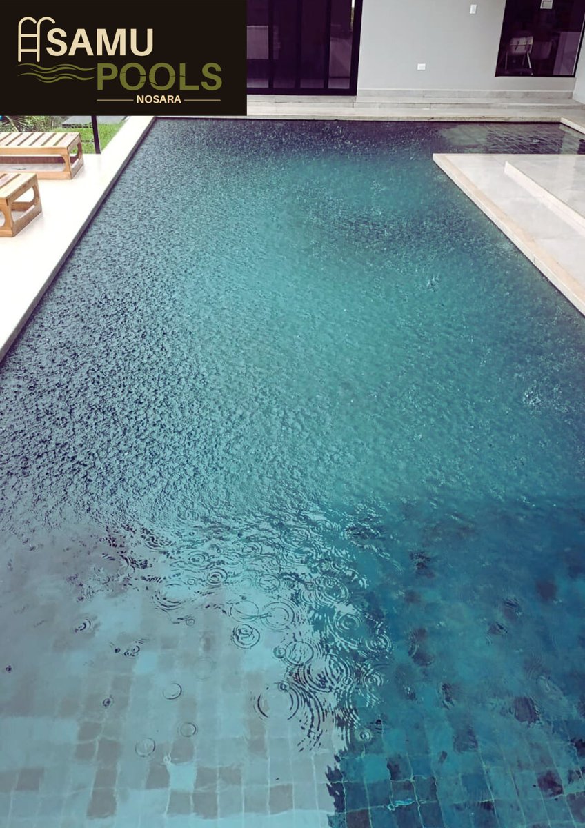 samupoolsNosara's tweet image. 🌟💧 Happy 2025 from SamuPools! 💙
Rain tip: Cover your pool if possible or remove leaves after. 🌦️
Enjoy the first day of the year with joy and love!

#SamuPools #NewYear2025 #PoolCareTips