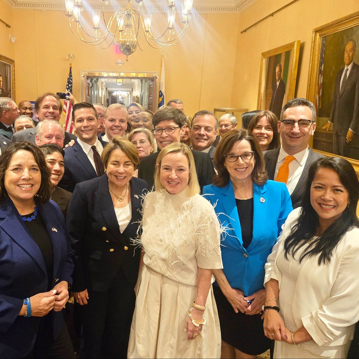 Tram T. Nguyen tweet media