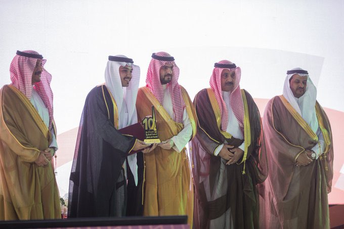 turkienezi9's tweet image. تودّع سنة 2024 وتترك خلفها ذكرى مليئة بالتحديات والإنجازات التي أفخر بها. كانت رحلة مليئة بالتجارب، لكنني تعلمت فيها أن الطموح والعمل الجاد قادران على تحويل أي عقبة إلى خطوة نحو النجاح.

من أبرز إنجازاتي هذا العام تحقيق ميداليات دولية في معرضين عالميين: #ITEX في ماليزيا و #SIIF