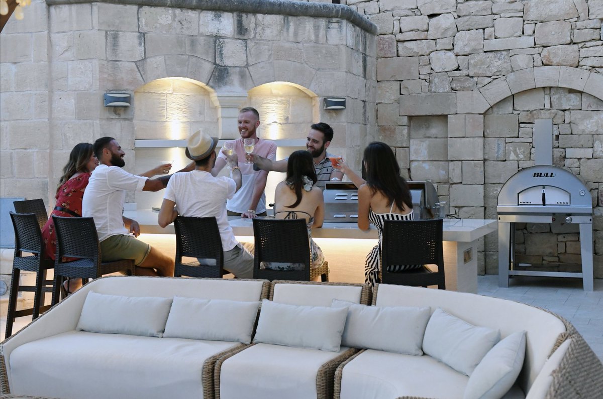 Welcome to 2025! ✨ Get ready for a year filled with epic BBQs, unforgettable flavors, and moments that bring everyone together. Let’s make 2025 the year of sizzling memories! 🔥🍔🌟