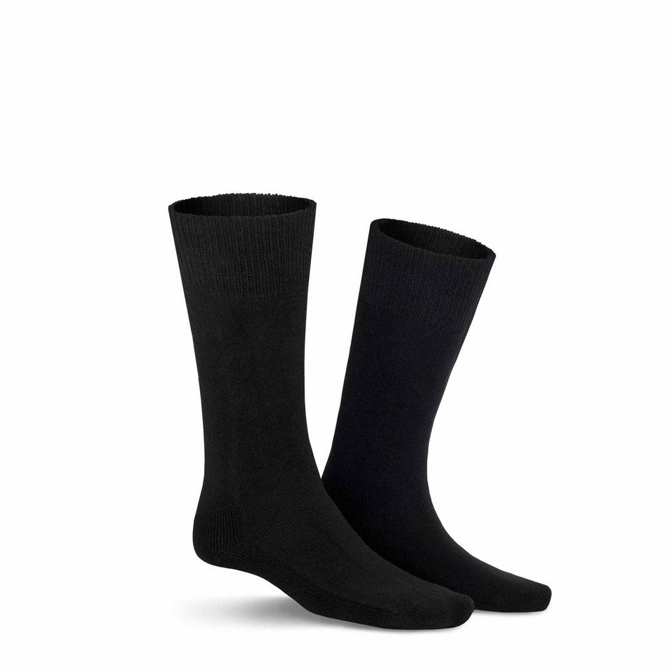 jambelles's tweet image. Ontdek de ultieme comfort voor je voeten met Kunert HOMESOCKS! Met een verbeterde antislipzool en drukloze comfortband. Houd je voeten warm zonder slippartijen. Scoor ze nu voor maar €19,00. Natuurlijk bij Jambelles. #Kunert #HerenSokken shortlink.store/4gdrpa6l9b3a