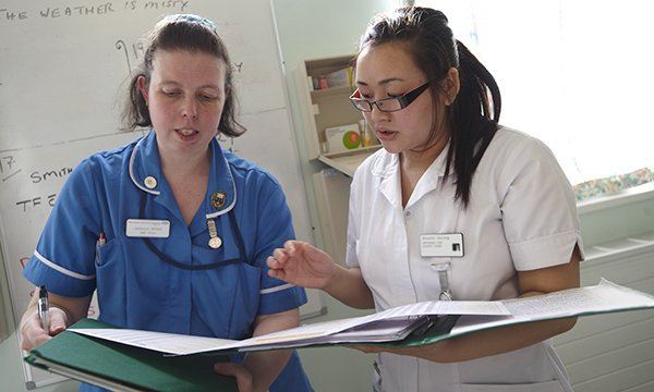 CPD: what activities count for nurses’ revalidation 

Nurses have to revalidate with the NMC every three years to stay on the register. 

Find out what counts for your CPD hours.

rcni.com/nursing-standa…