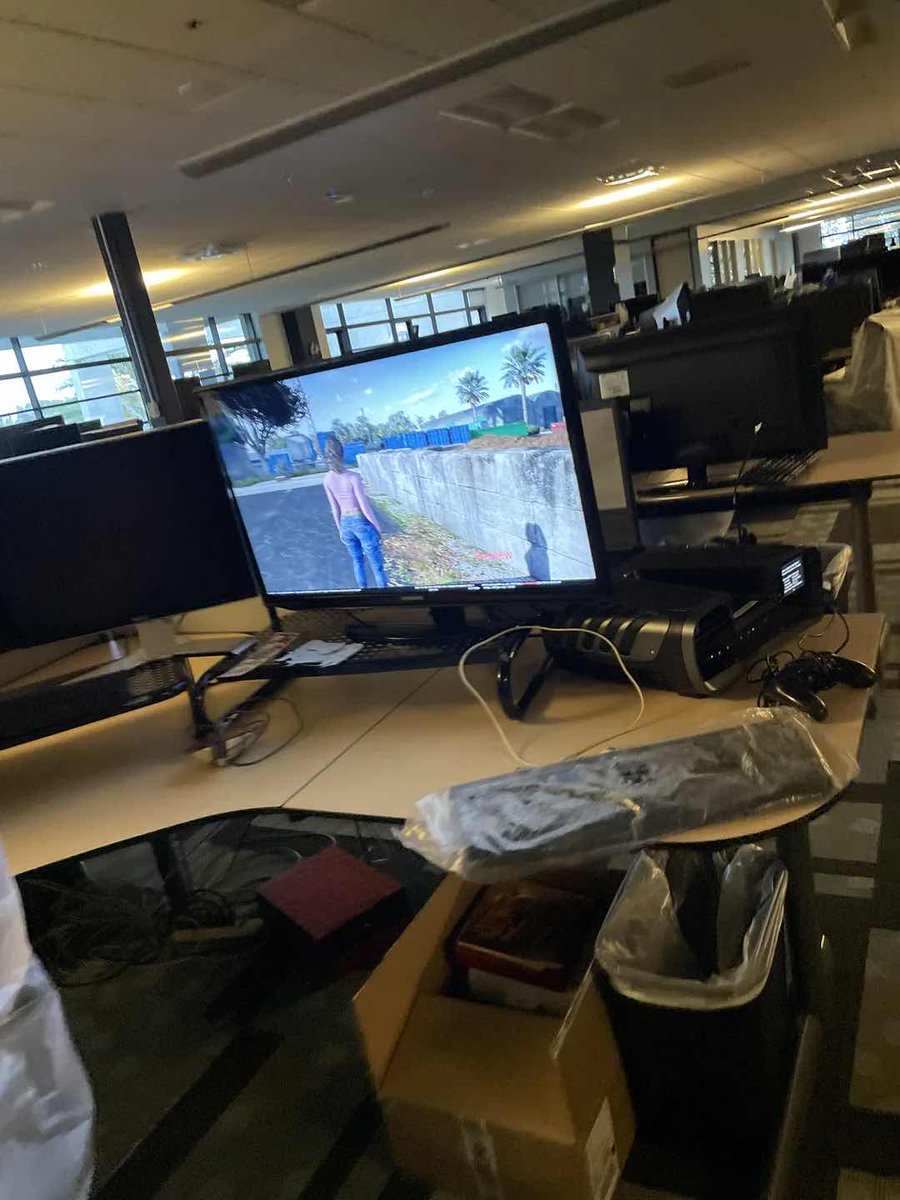 frizkedblizz's tweet photo. this doesnt really show anything that we dont know already but here u go https://t.co/xo780SmkJv
