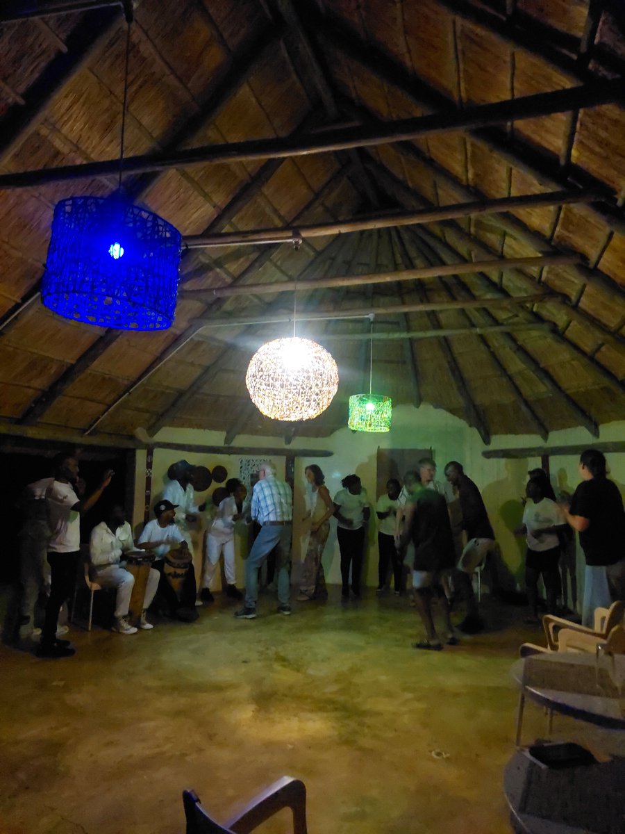 The moment: 04 2024
Welcoming Guests to an outstanding Dining Experience with a performance from Mutare Tales. 2025 we look forward to doing it all again, this time with you!

Reservations: +263712320327, +263772119447
#VisitMusanganoLodge #Mutare