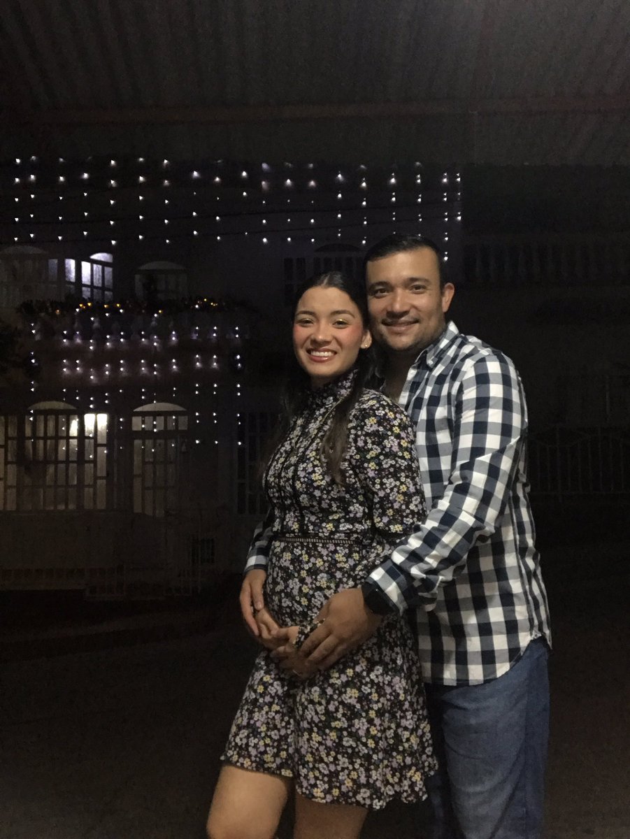 Nazareth_espi's tweet photo. Feliz año 2025
Que este año y muchos más este a tu lado,y Dios nos siga bendiciendo cada día más
🥰🙌🏻💙💖 https://t.co/oy4jNwljAN