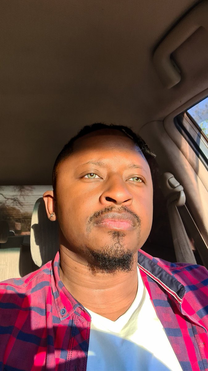 AbelMusuka's tweet photo. A public figure is not public property.
Before anything else they are a child, a sibling, a friend and even a parent. You only know them from their gift. Those closest know them by their heart. https://t.co/EYbH3VuKqx