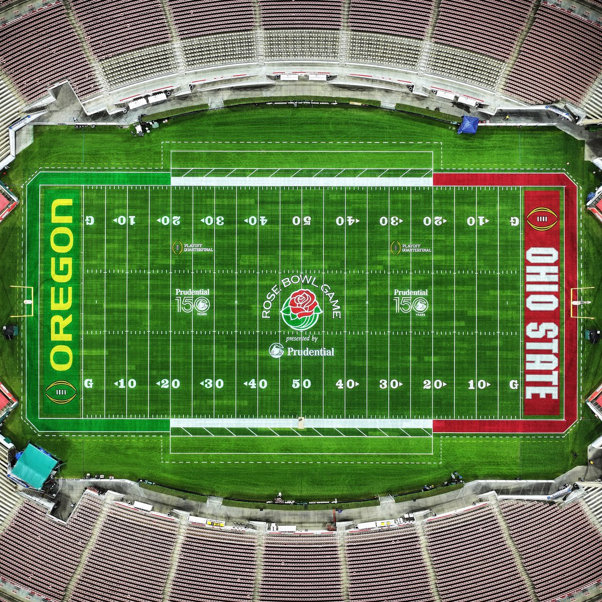 RoseBowlStadium's tweet photo. IT’S GAME DAY 🌹🏈

#RoseBowlGame #RoseBowlStadium https://t.co/KSCCoG68yh