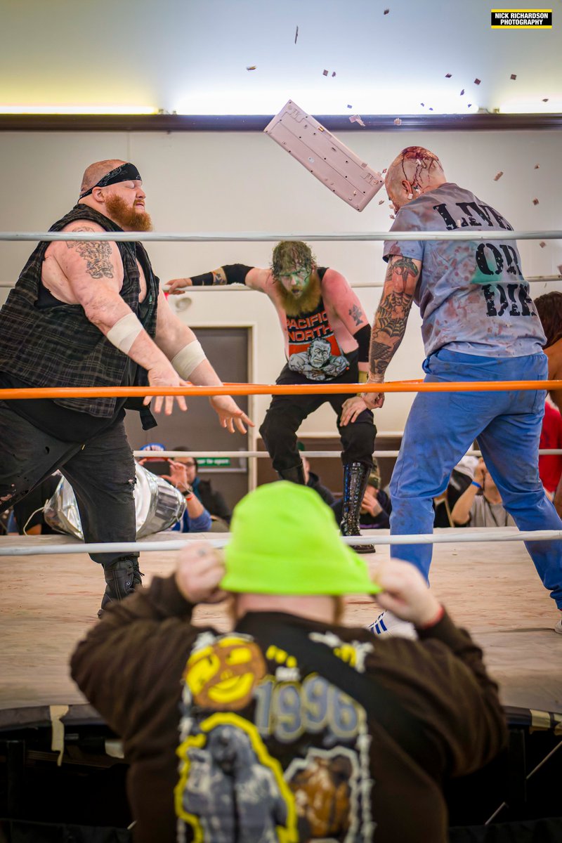 NickNrichard's tweet photo. @CharlieTiger_ Photos from New Year’s Eve GCW Show “Til Infinity” at The Mecca
@GCWrestling_
#GCW
#GCWInfinity
@Matt_Tremont
@BulldozerH2O https://t.co/75efeqZ5i1