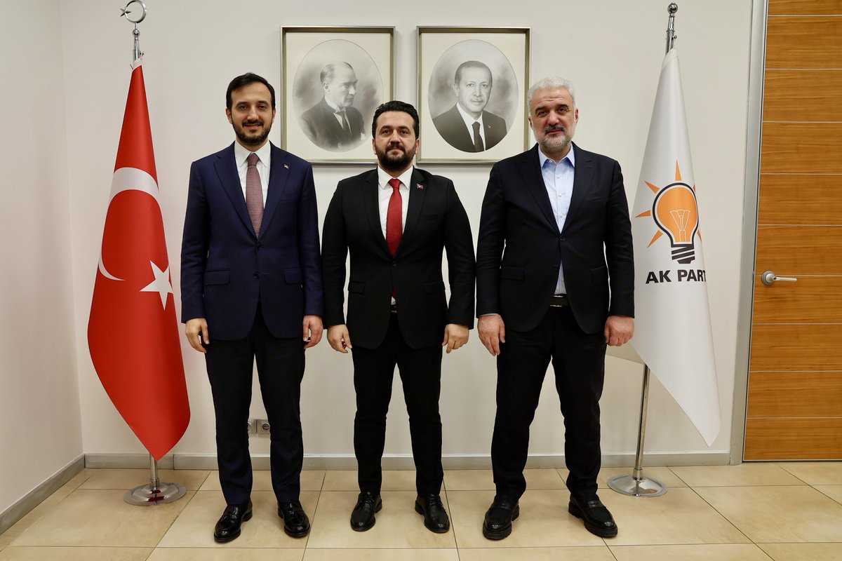 abdullahozdemir's tweet photo. Kartal Olağan İlçe Kongremizde, Cumhurbaşkanımızın tensipleriyle İlçe Başkan Adayımız olarak belirlenen Sayın Haydar Göksoy’u (@haydargoksoy) gönülden kutluyorum. Yeni ilçe yönetimimizle birlikte, partimizin hedefleri doğrultusunda önemli çalışmalara imza atacaklarına olan güvenim tamdır.

Bu onurlu görevi bugüne kadar başarıyla sürdüren Sayın Nimet Gündoğdu’ya (@nimetgundogdu) ve yönetimine, emekleri ve partimize sağladığı katkılar için teşekkür ediyorum.

Yeni dönemin Kartal’ımıza ve İstanbul’umuza hayırlı olmasını temenni ediyor, birlik ve beraberlik içinde daha güçlü bir geleceğe ilerleyeceğimize inanıyorum.