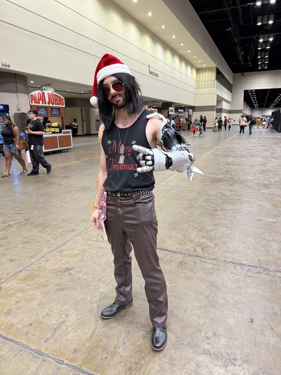 skulls_kings's tweet image. Forgot to post the cool pictures from #Holmat