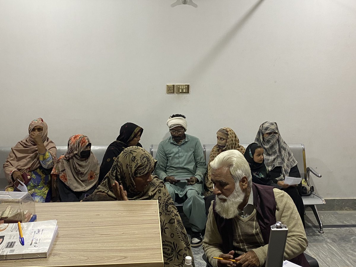 Doc_Chaudhary's tweet image. As 2024 ends, we’ve served 18,159 patients at Al-Hafiz Welfare Trust in Hasilpur. Affordable healthcare in a time when it’s needed the most. 💊 In a world where many struggle to access basic care, we remain committed to making a difference.
#PublicHealth #HealthcareForAll