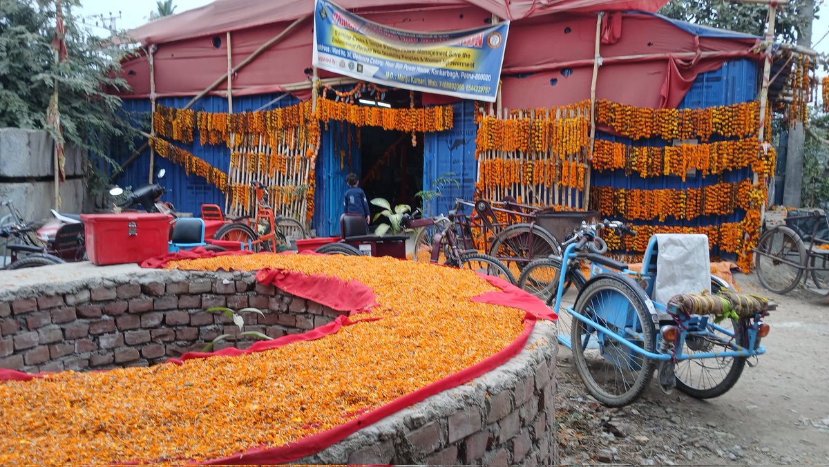 <a href="/SmarikaThakare/">Smarika Thakre “Sudarshan News”</a> <a href="/SudarshanNewsTV/">Sudarshan News</a> <a href="/yogrishiramdev/">स्वामी रामदेव</a> <a href="/SureshChavhanke/">Dr. Suresh Chavhanke “Sudarshan News”</a> नए वर्ष की आपको हार्दिक शुभकामनाएं!
आपके रिप्लाई के लिए बहुत-बहुत धन्यवाद हमने DM करने की कोशिश की है, लेकिन Dm नहीं हो पा रहा है हम अपना व्हाट्सएप नंबर देते हैं प्लीज 74888 92066