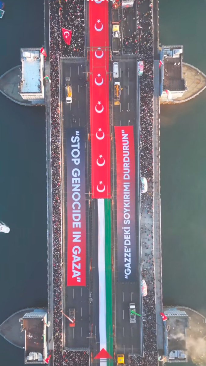 #GazzeÖlürkenKutlamaOlmaz #FilistineÖzgürlük #istanbulgalata