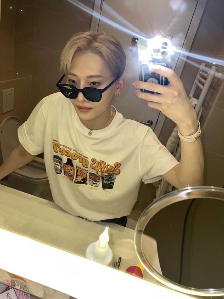 kittycatgy's tweet photo. Criteria: TOUGH BLONDES
#lyOnSelcaDay #OOOSelcaDay #OnlyOneOf #온리원오브 #Yoojung #유정 #OnlyOneOfSelcaDay @OnlyOneOfmember https://t.co/KFHpZd2XDC