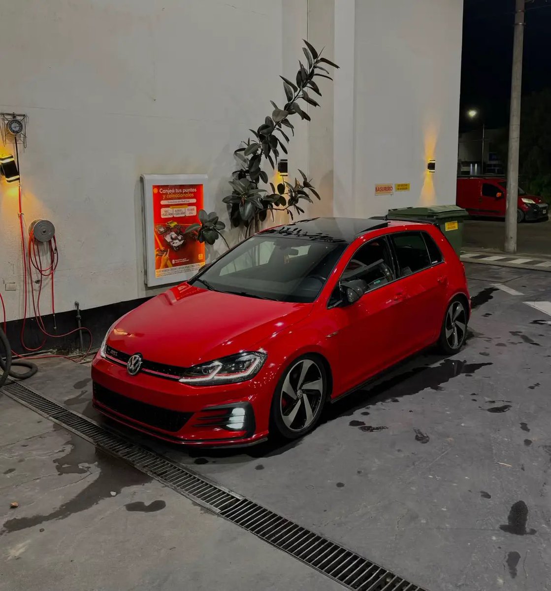 fierros_al_piso's tweet photo. gti https://t.co/Lmq71XD2ev
