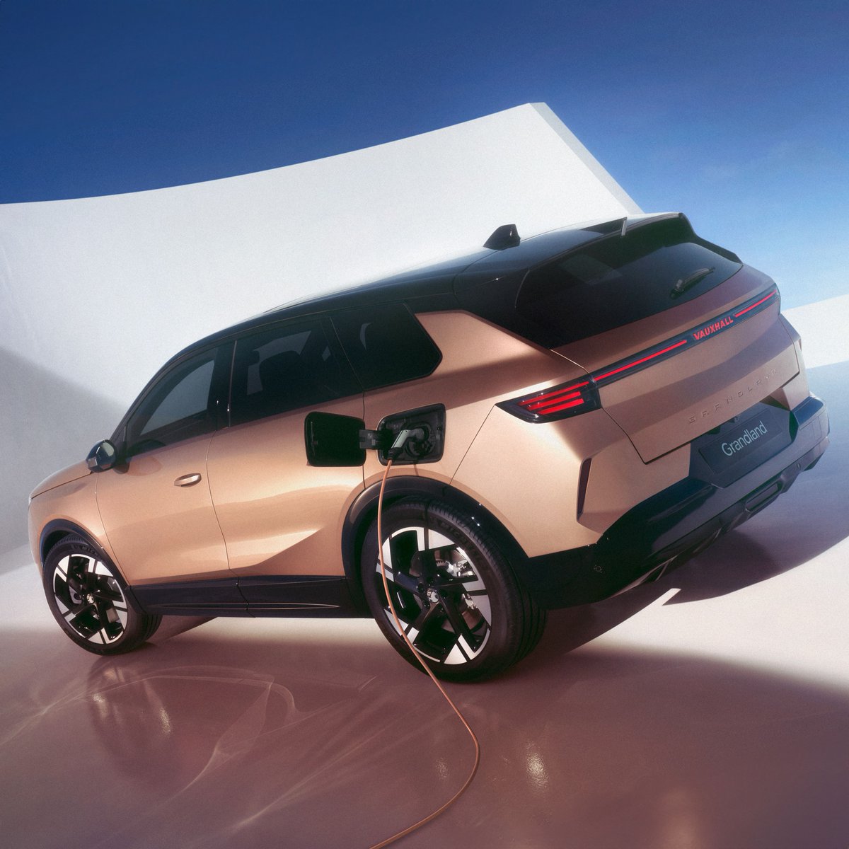 🚗✨ New year, new car! ​

Make 2025 your best year yet, with the stylish &amp; tech-packed new Vauxhall Grandland. ​

Safe, efficient, and ready for all your adventures. Ready to start the year with confidence? ​

Discover more today:vauxhall.co.uk/cars/grandland…