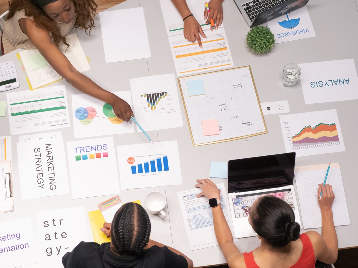 ETech7's tweet photo. Stay ahead of the competition with innovative IT solutions. Explore how emerging technologies can drive your business forward. #Innovation #TechnologySolutions
https://t.co/DRwvm5cxvx https://t.co/uRxEhfKQfL