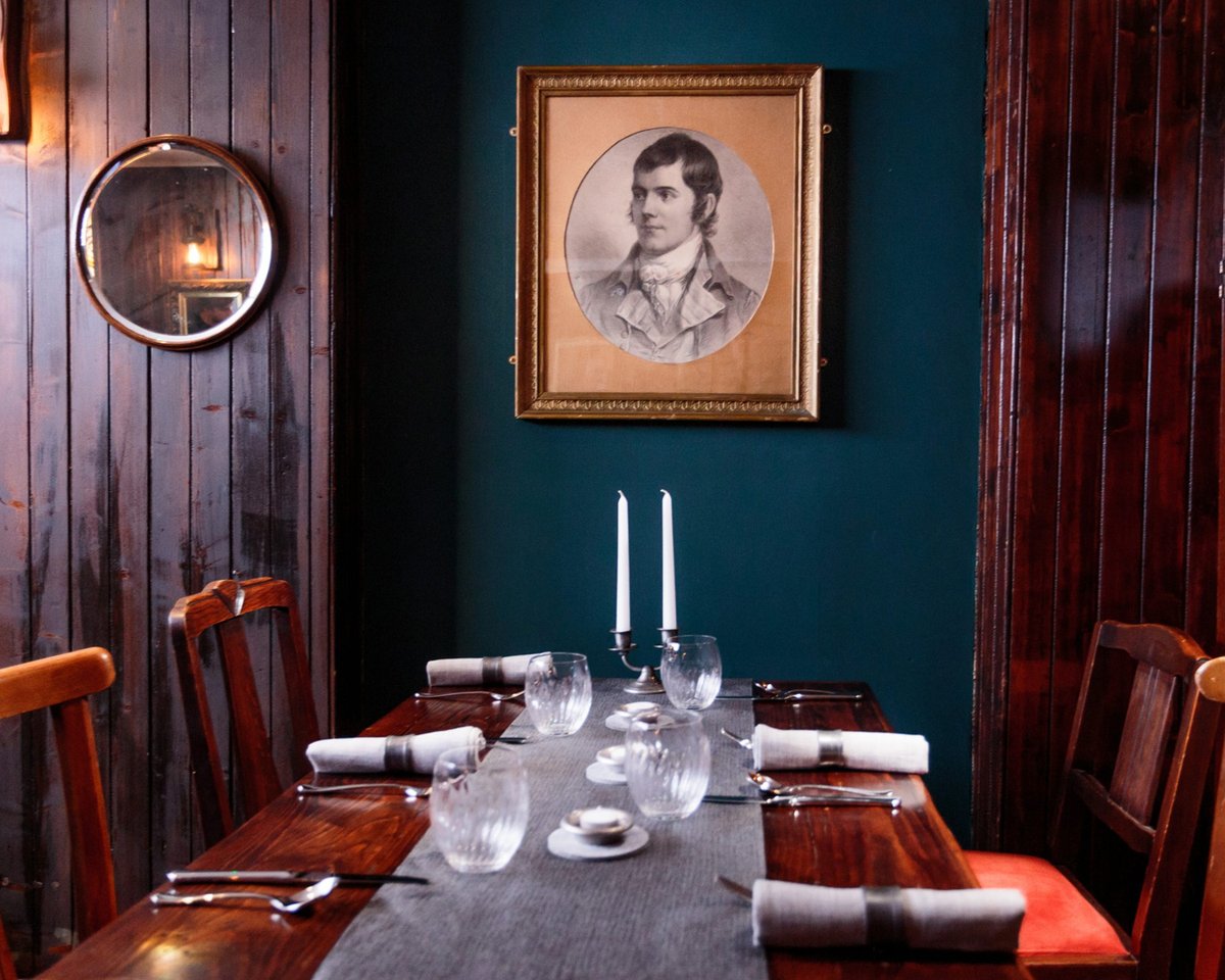 SWCoastal300's tweet photo. As the chorus of 'Auld Lang Syne' begins to fade, we look forward to celebrating its famous author Robert Burns here in his homeland later this month. 🎉
Find out more.👇
📌The Globe Inn, Dumfries
https://t.co/0ZgDqtyAvq
#LoveDandG #ScotlandStartsHere #SWC300 https://t.co/xuivo0DlTG