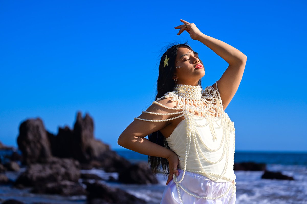 TheMattQuest's tweet photo. Life is a dance. Photo featuring  Anne. #photograghy #HappyNewYear #model #beauty #fashion #beach https://t.co/QiNuzT5goz