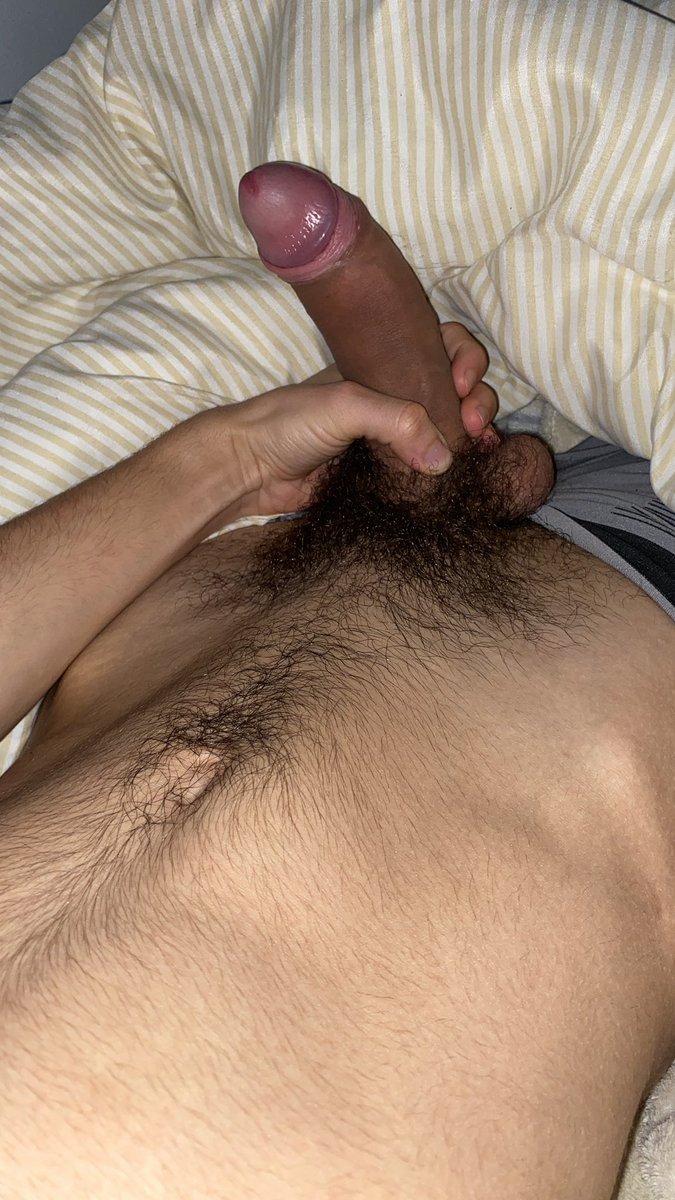 who’s gonna see the first cum of the year? 😇🫢
Rt for good luck :)