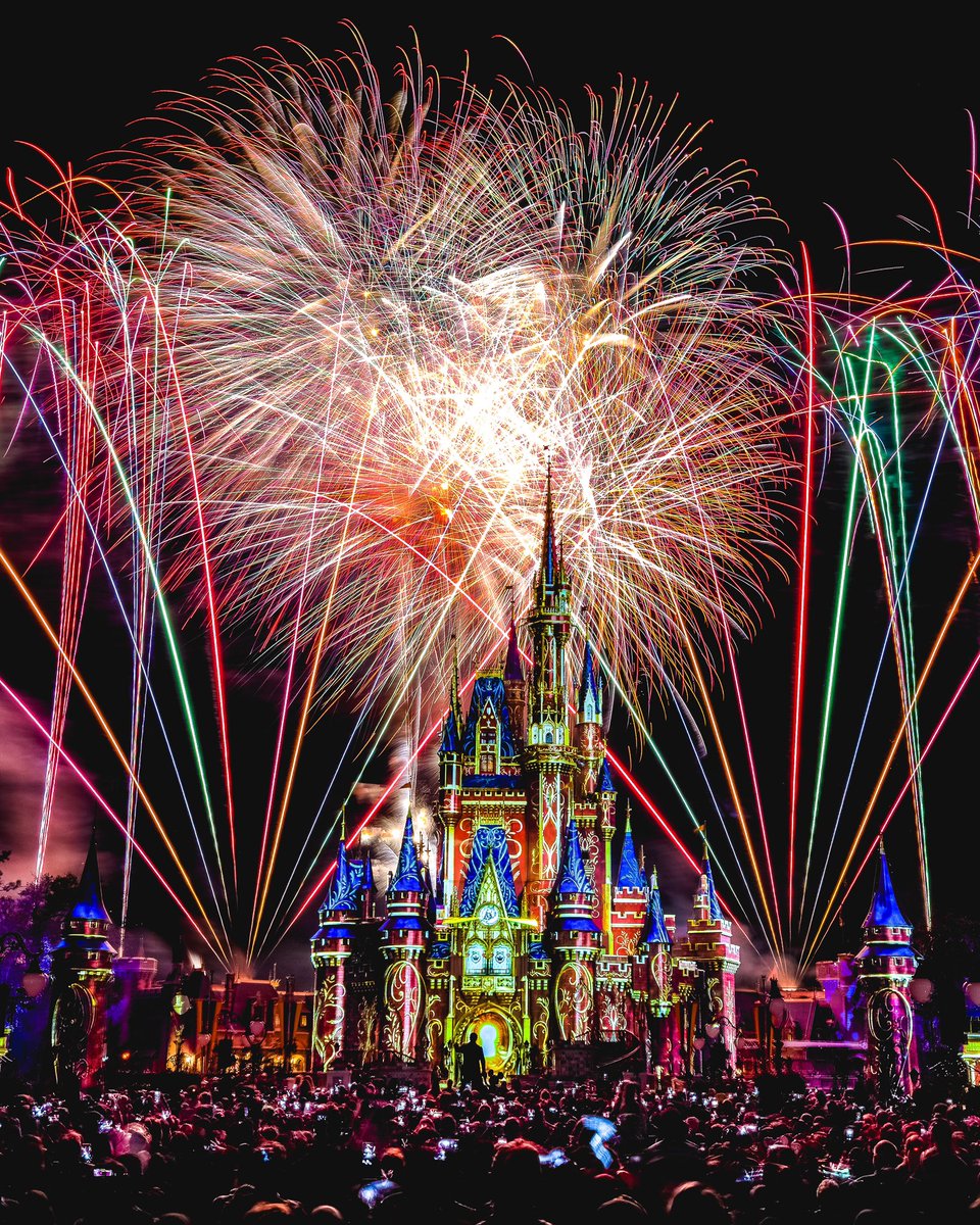 Alex G Perez tweet media