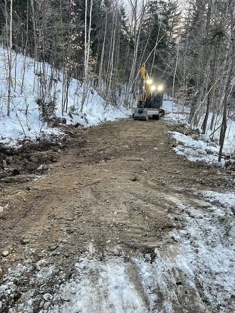 Happy New Year, friends! Today we're giving a little shoutout and lovin' to our local trails club. The Forks Area Trails Club grooms the 100+ miles around Northern Outdoors -- you can join, and/or donate, here: form.jotform.com/203275200228141  

Now... bring on the snow ❄️❄️❄️