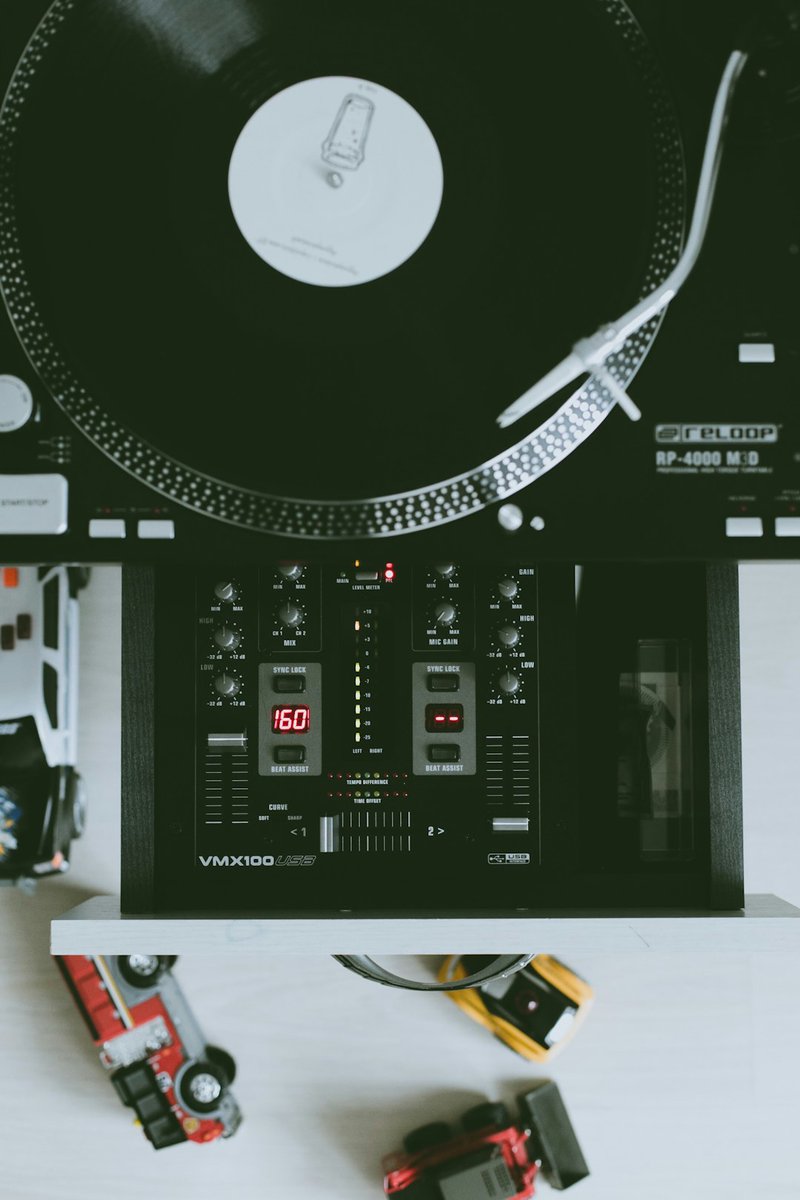 infinity_sfx's tweet photo. 🎧 Dive into AI-powered sound design! Start by exploring trending sound effects. Your next project deserves the best! Try https://t.co/4s24HFVTZV https://t.co/qcuMs9SIlq
