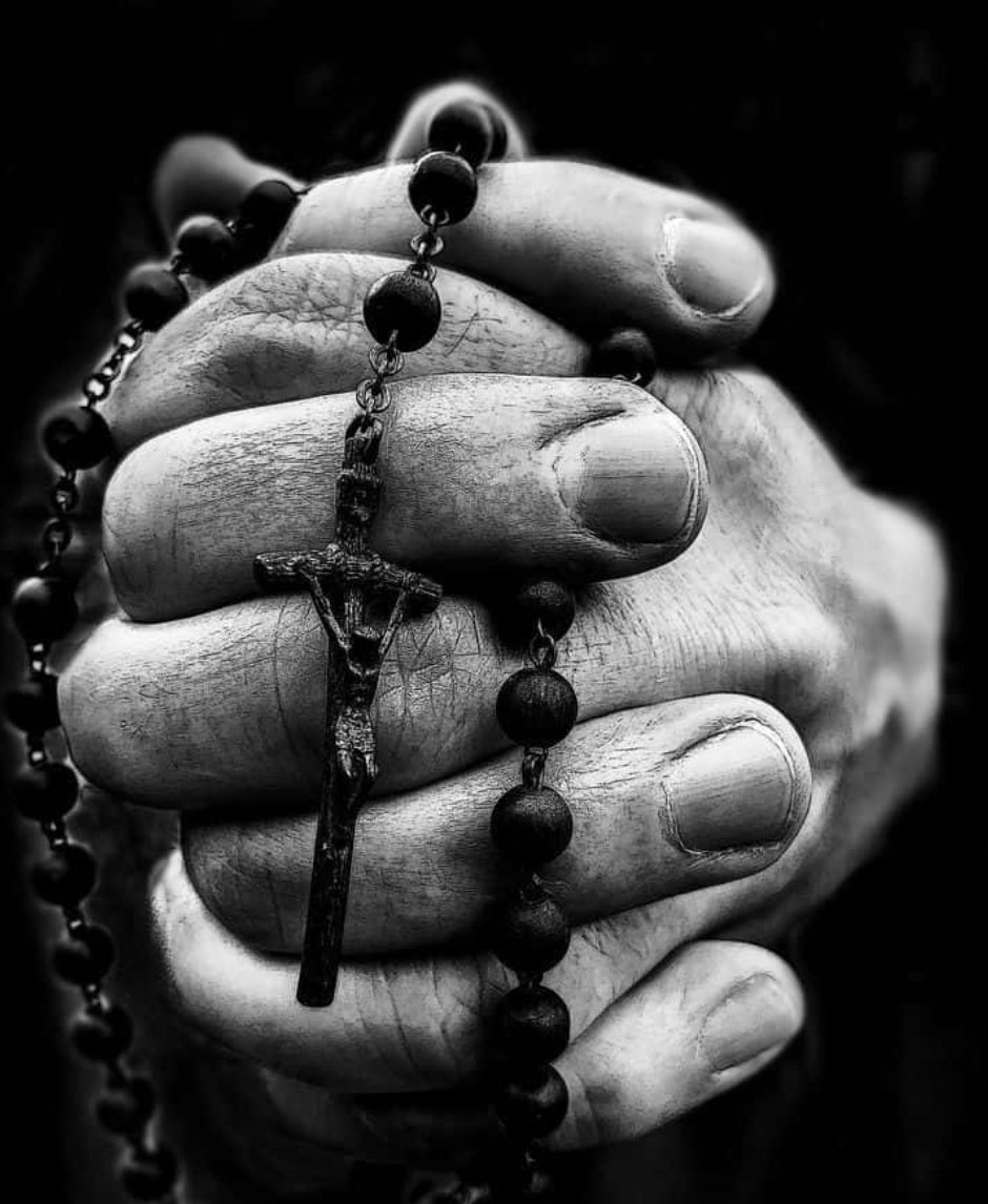 Cargin_Gac's tweet photo. Everyone is invited to join in the rosary for little Rose at Sacred Heart Church Cargin this evening at 7:30pm. Please keep the family in your prayers. 🙏🏻 https://t.co/usglahrKNj