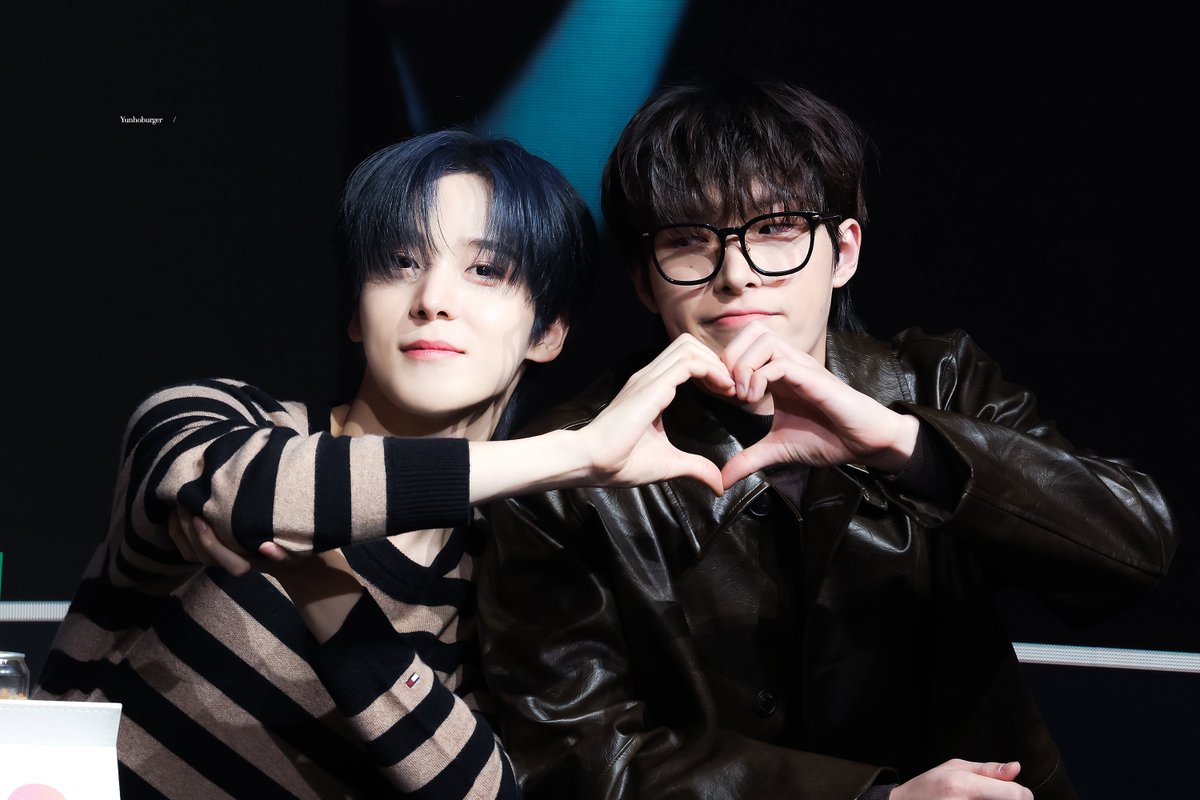 241228 

#ATEEZ #에이티즈
#YUNHO #윤호 #MINGI #민기