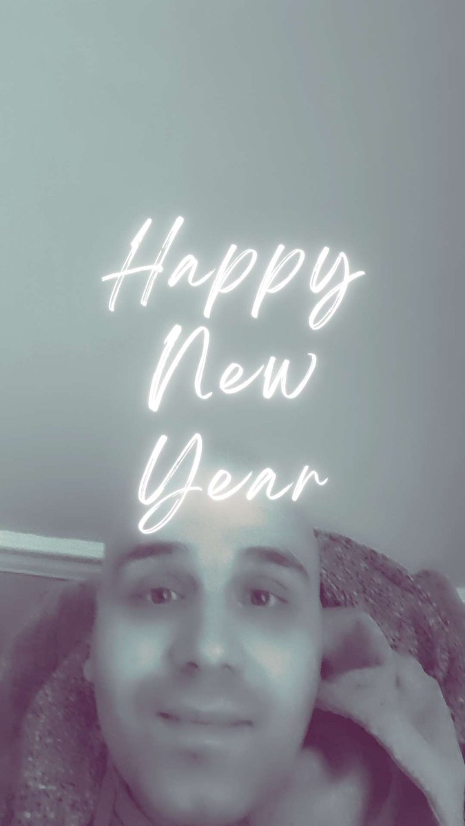 LeeFCarapezza's tweet photo. Happy New year everyone! https://t.co/koOtid10LM