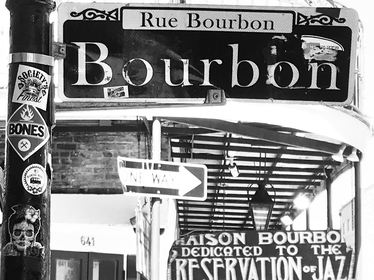 paintedblahblah's tweet photo. Bourbon Street https://t.co/xZ6bEPXU2X