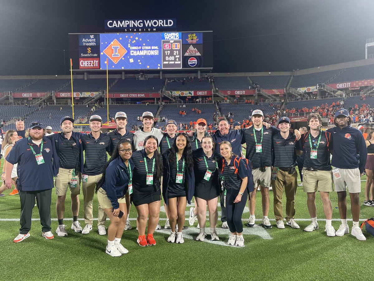 This was an incredible season with an amazing group of students who worked their butts off for us all year long. I can’t thank this group enough for all the hard work that they’ve put in to make this season so special!!! #famILLy