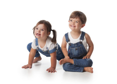 Cinco familias españolas adoptan a dos hijos con síndrome de Down cada una: "Nuestros hijos son un regalo y es un privilegio ser sus padres". 

Para comentar el artículo: jagafaso@outlook.es

down21.org/revista-virtua…