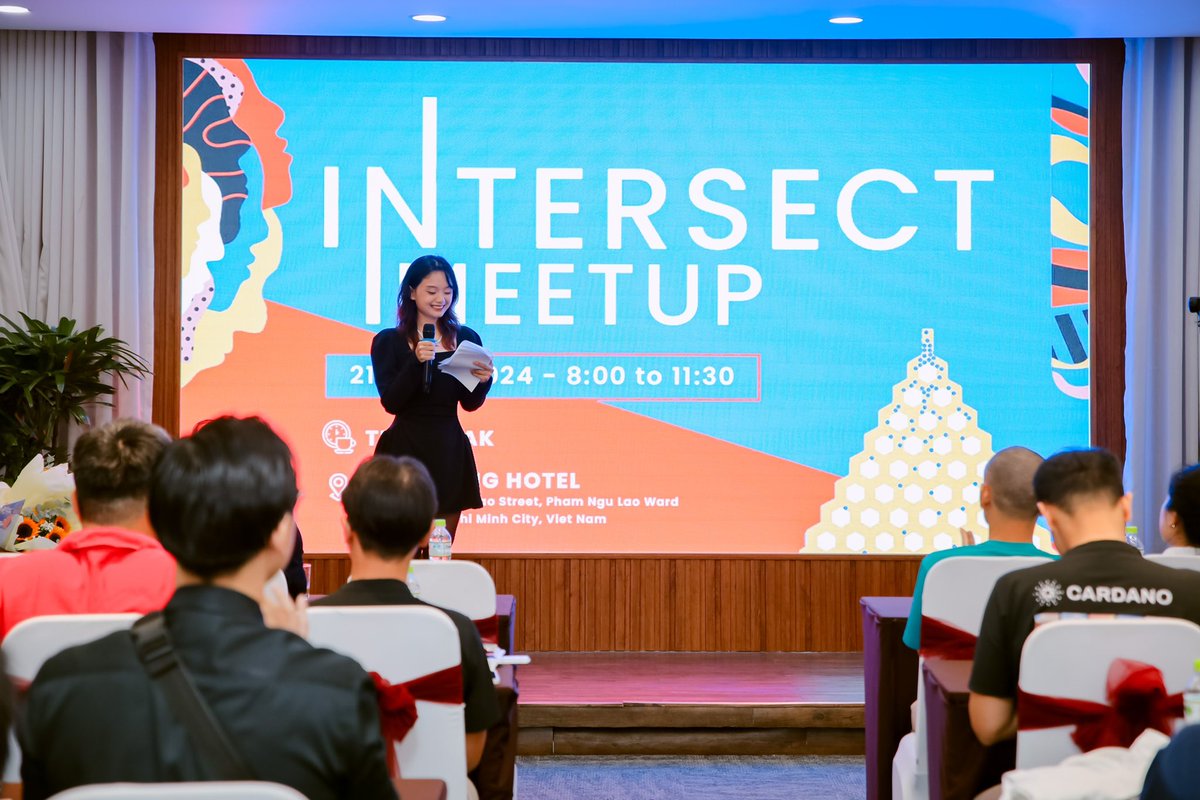YaoHuynh's tweet image. In 2024, I had my first experience as an MC at the #Intersect Meetup of @IntersectMBO in Viet Nam. I was so nervous, my hands were shaking the whole time! 😅 
For 2025, I’m hoping to grow and maybe share as a speaker, especially with students about #Cardano. Let’s see how it…