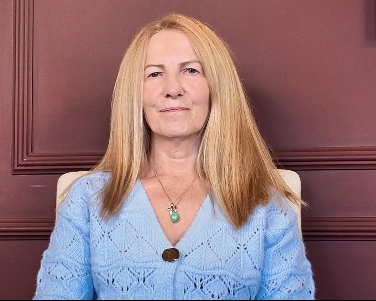 Lorna Byrne tweet media