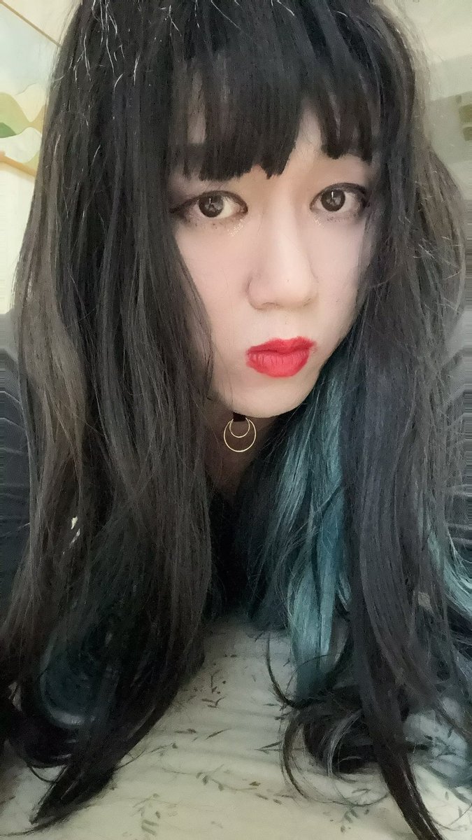 粉丝7k+ zn们有想看我穿什么的 评论区发图 发文字  随机抽取穿着任务 #伪娘