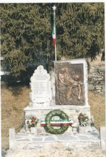 ANPIRomaPosti's tweet photo. Il #6gennaio 1944, un reparto della #SSPolizei, presso #Traves (#TO), dopo uno scontro nella zona della stazione ferroviaria con una pattuglia partigiana, catturò sette #patrioti della 2° e della 4° Divisione "Garibaldi".Nel pomeriggio i sette ostaggi vennero fucilati. https://t.co/dl97WtTVR7