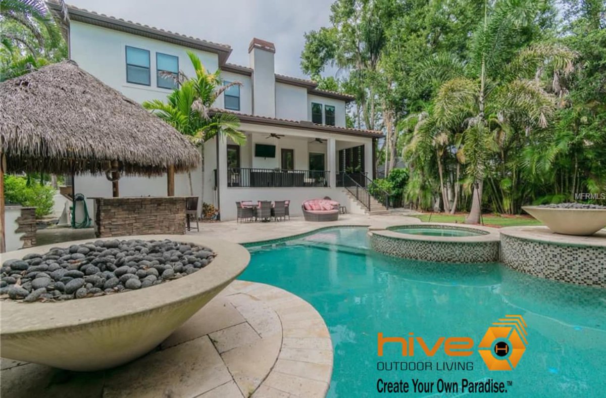 hive_outdoor's tweet image. New year, new and elevated backyard! 🤩 👏 

#backyarddesign #custompool #custombackyard #LuxuryOutdoors